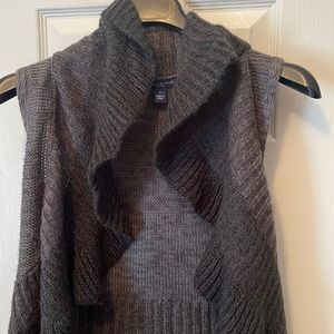 Winter ladies vest with floppy collar